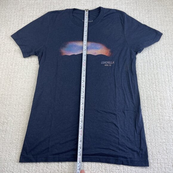 Coachella Blue 2018 Festival Desert Scene T Shirt Tee Top   Mens Size Medium - Picture 12 of 16